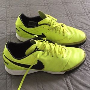 Nike Tiempo X indoor soccer cleats